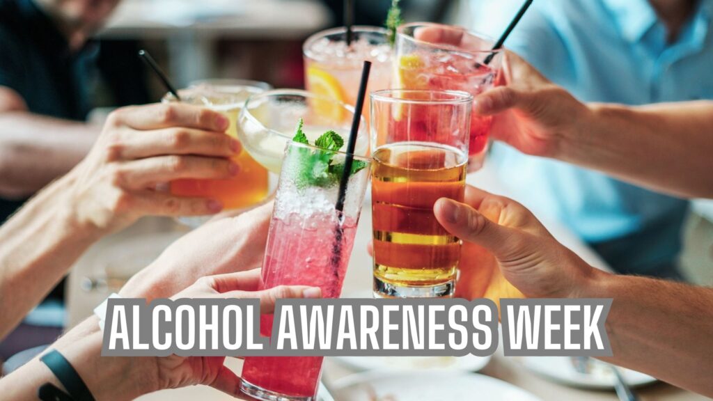 Alcohol Awareness Week, AOD, Friends drinking cocktails